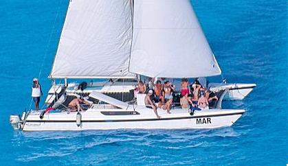 catamaran para 20 personas